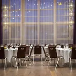 Radisson Blu Royal Garden Hotel, 4*