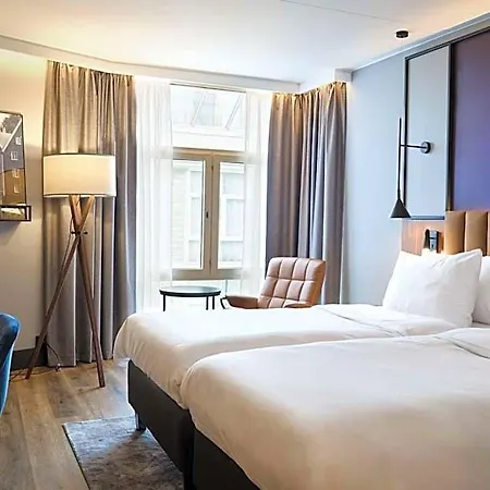 Radisson Blu Royal Garden Hotel, 4*
