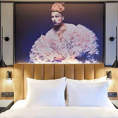 Radisson Blu Royal Garden Hotel,