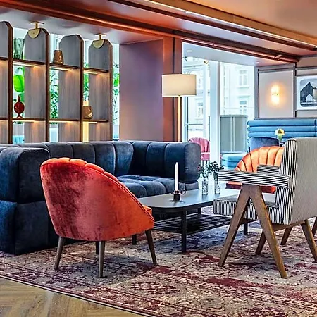 Radisson Blu Royal Garden Hotel, Hotell 4*