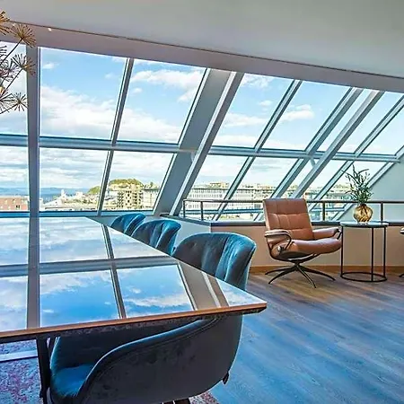 Radisson Blu Royal Garden Hotel, 4*