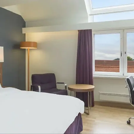 Hotel Radisson Blu Royal Garden Hotel, 4*