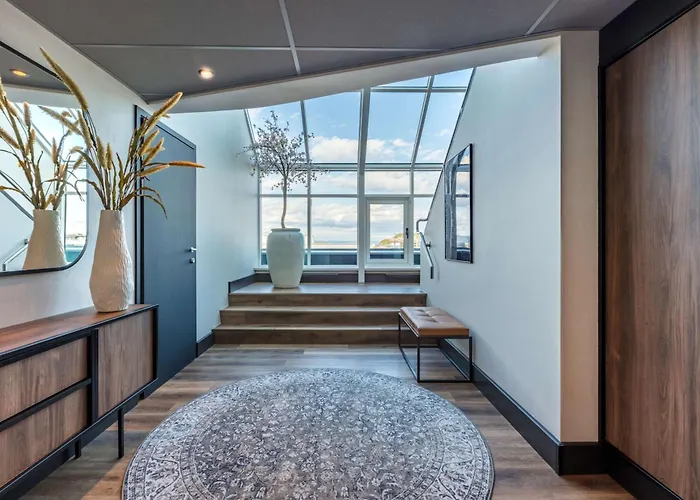 Radisson Blu Royal Garden Hotel,