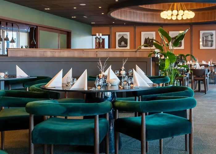 Radisson Blu Royal Garden Hotel, 4*