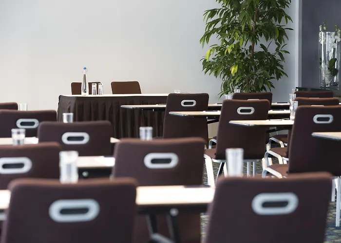 Hotel Radisson Blu Royal Garden Hotel, 4*