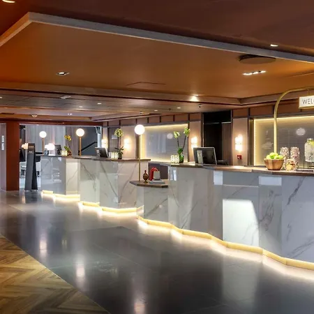 Radisson Blu Royal Garden Hotel,