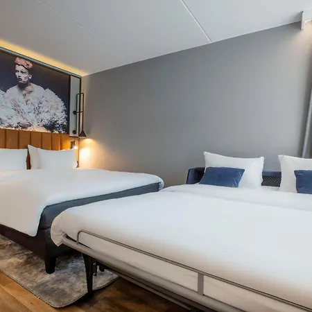 Radisson Blu Royal Garden Hotel,