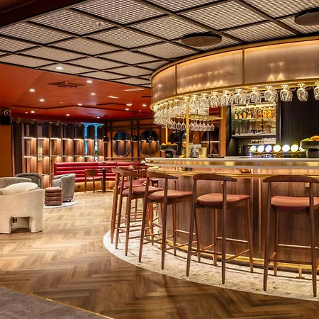 Radisson Blu Royal Garden Hotel, Hotell 4*