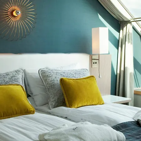 Radisson Blu Royal Garden Hotel, 4*